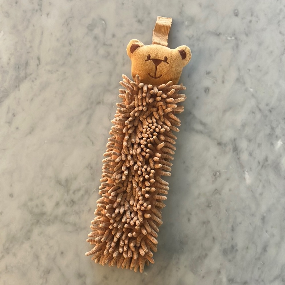 norwex kids chenille teddy bear hand towel “pet to dry”